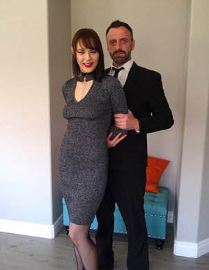 18 year old cutie Carmen Callaway sexys her two study buddies at the same time